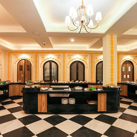 Отель Club Mahindra Бхаратпур Экстерьер фото